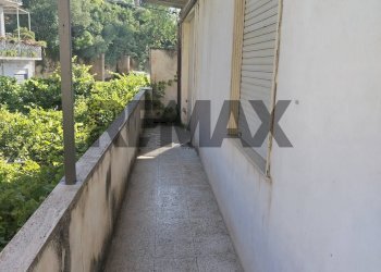 Balcone - Appartamento Via Caltanissetta
 
2, Caltagirone - foto 9