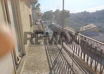 Balcone - Appartamento Via Caltanissetta
 
2, Caltagirone - foto 24