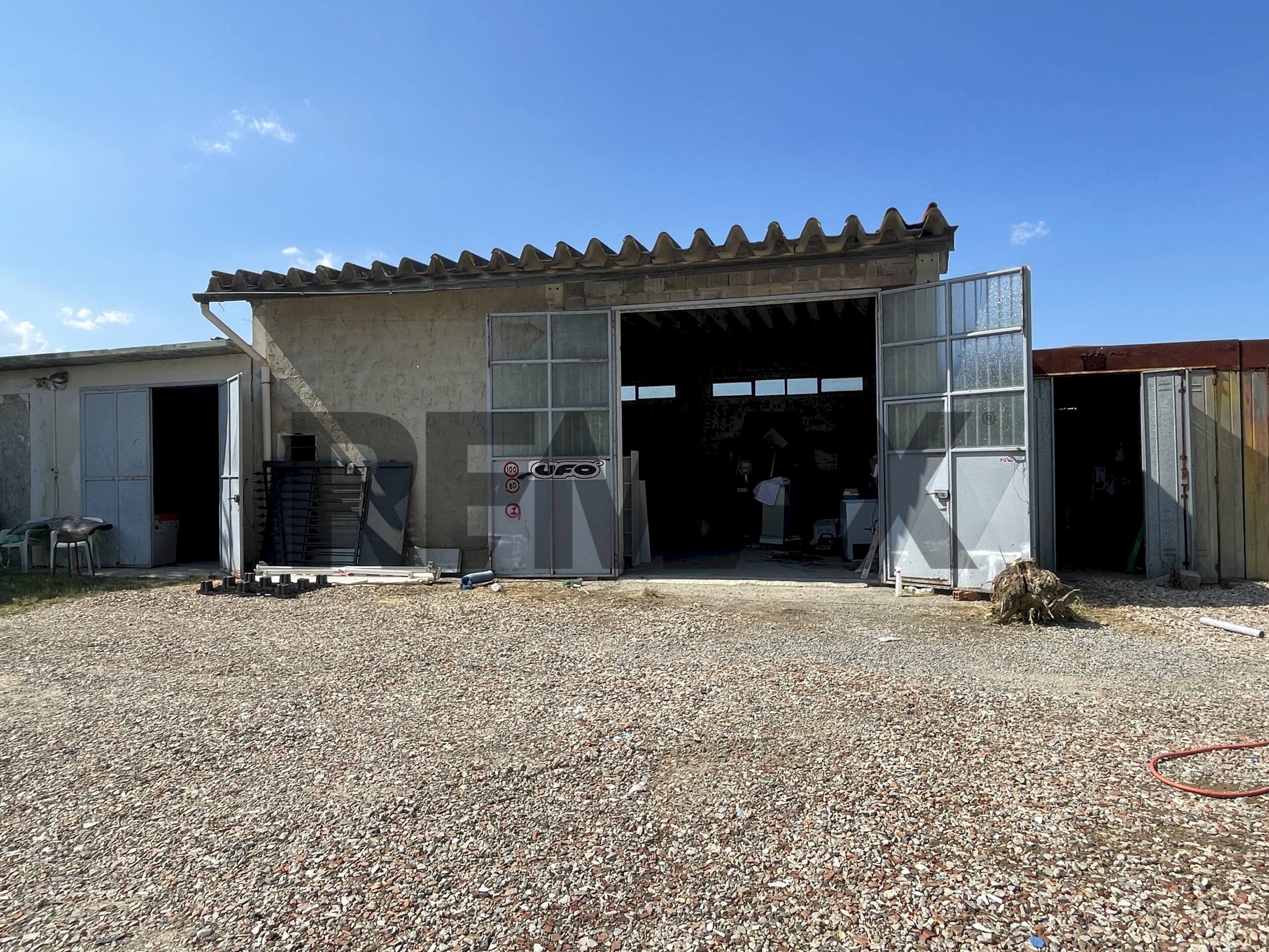 esterno - Magazzino via arnovecchio
 
140, Empoli - foto 1