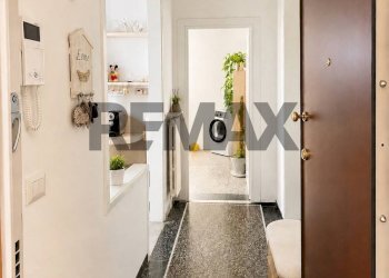 Hall / corridoio - Four-room apartment VIALE DUE GIUGNO
 
4, Castelfranco di Sotto - photo 6