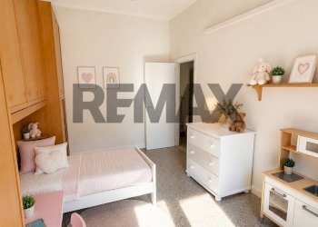 Camera / camera da letto - Four-room apartment VIALE DUE GIUGNO
 
4, Castelfranco di Sotto - photo 10