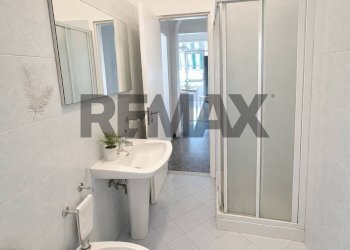 Bagno - Four-room apartment VIALE DUE GIUGNO
 
4, Castelfranco di Sotto - photo 12