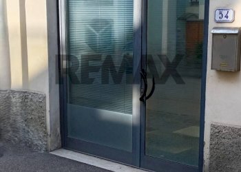 esterno - Commercial Premises Via Domenico Bartoloni
 
54, Empoli - photo 10