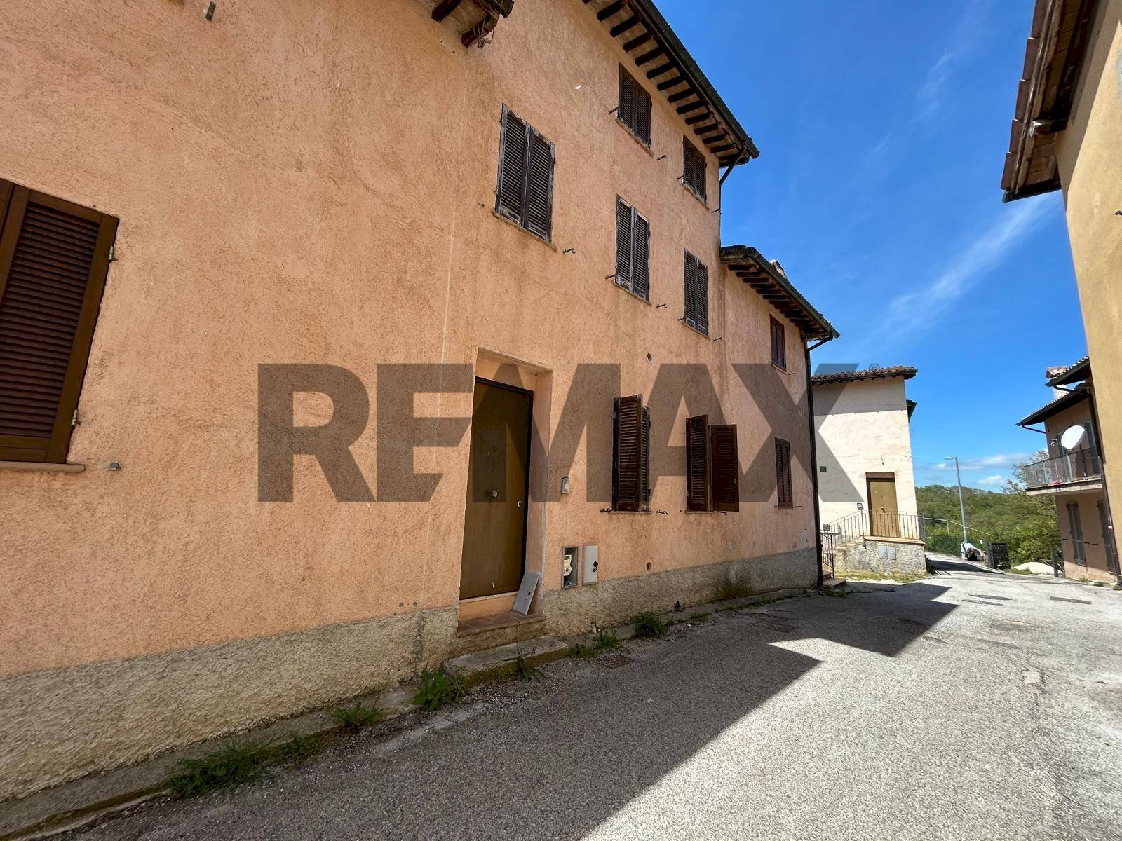 Edificio all\'aperto - Casa semi indipendente LOCALITA' VIONICA
4/A, Foligno - foto 3