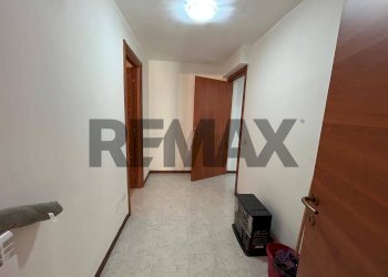 Hall / corridoio - Casa semi indipendente LOCALITA' VIONICA
 
4/A, Foligno - foto 12