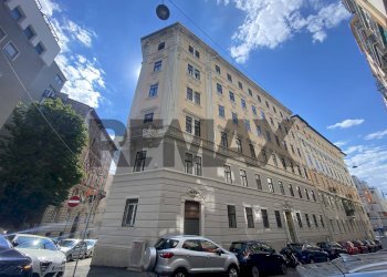 Edificio all\'aperto - Trilocale Via Piccardi
 
15, Trieste - foto 18