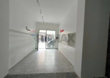Ricezione / Lobby - Shop Via Verdi
13, L'Aquila - photo 4