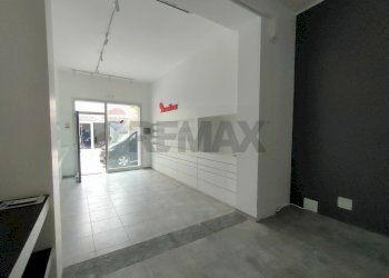Ricezione / Lobby - Shop Via Verdi
13, L'Aquila - photo 6