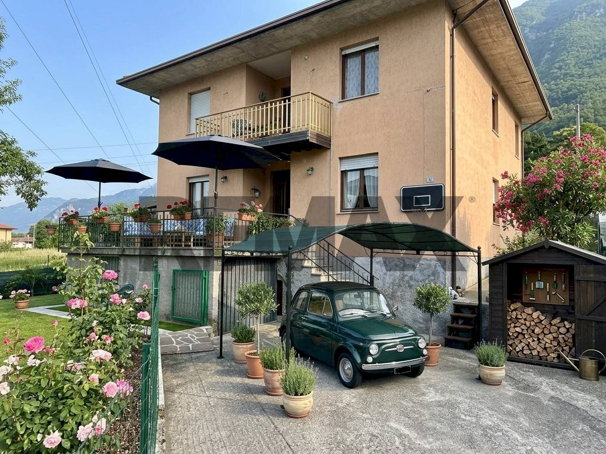 Casa all\'aperto - Quadrilocale via Roma
 
113, Costa Volpino - foto 1