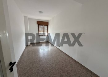 Stanza vuota - Trilocale via garibaldi
 
3, Dalmine - foto 3