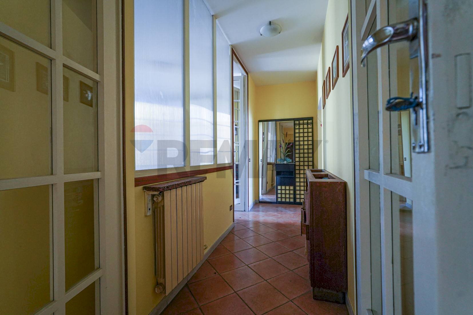 Hall / corridoio - Three-room apartment Via Casavoglio
 
7, Barzana - photo 1