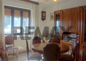Sala da pranzo - Semi-detached house c/da Ranco
 
24, Paglieta - photo 14