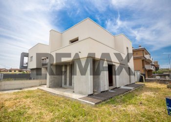 Casa all\'aperto - Semi-detached house Via Lambrini Dott Ernesto
 
snc, Caorso - photo 5