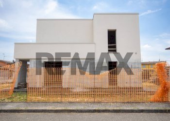 Casa all\'aperto - Semi-detached house Via Lambrini Dott Ernesto
 
snc, Caorso - photo 32