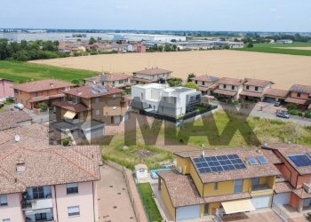 Casa all\'aperto - Semi-detached house Via Lambrini Dott Ernesto
 
snc, Caorso - photo 38