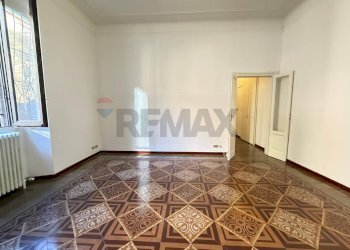 Stanza vuota - Three-room apartment Via Principe Eugenio
36, Milano - photo 3