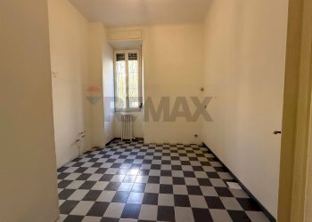 Stanza vuota - Three-room apartment Via Principe Eugenio
36, Milano - photo 21