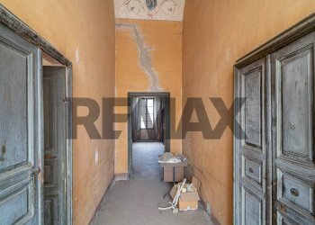 Hall / corridoio - Apartment VIA GARIBALDI
 
21, Viadana - photo 24