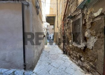 Edificio all\'aperto - Monolocale via Carlo Nazzaro
 
2, Napoli - foto 9
