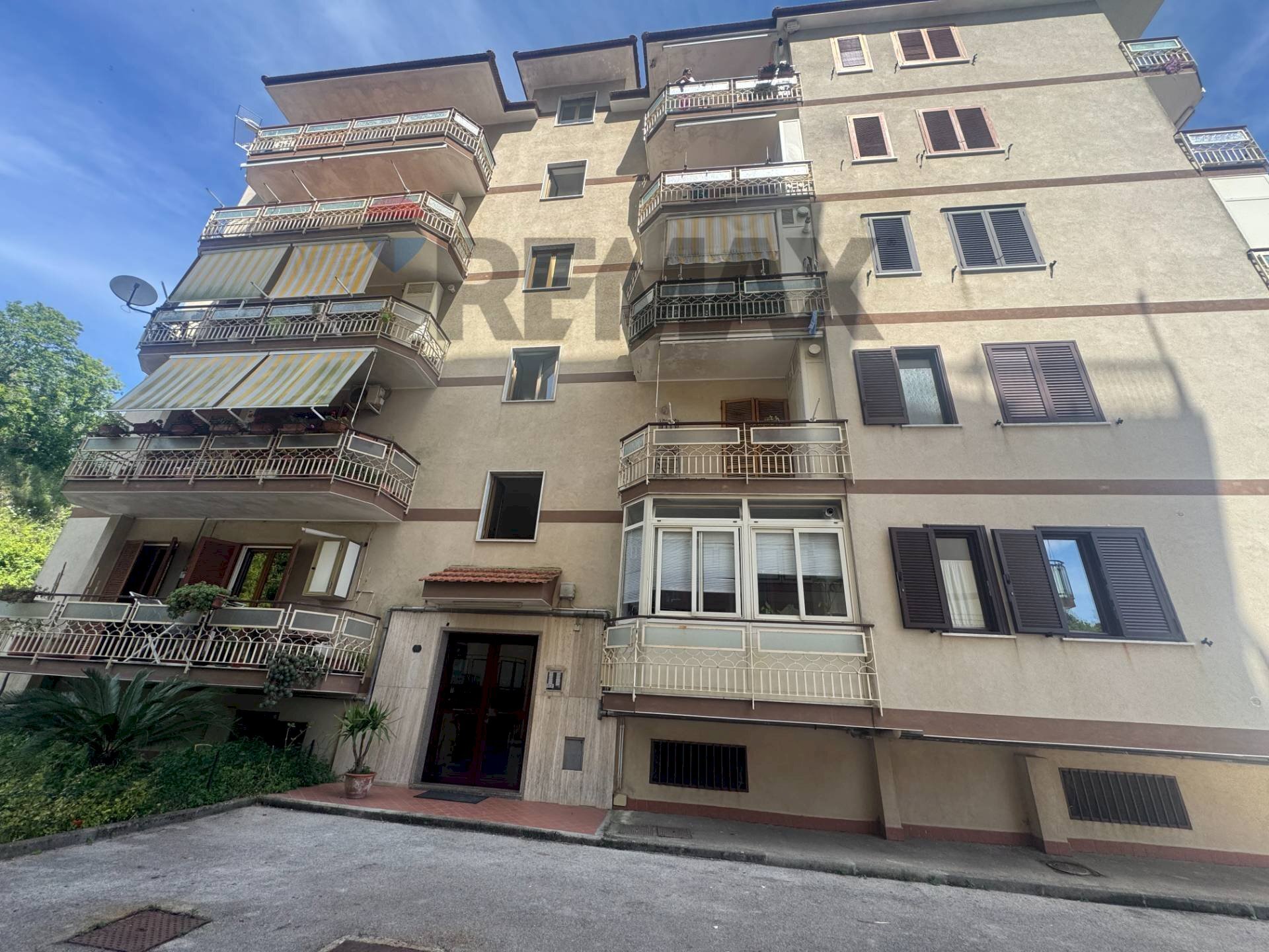 Edificio all\'aperto - Quadrilocale Via Vicinale Rotondella
 
40, Napoli - foto 1