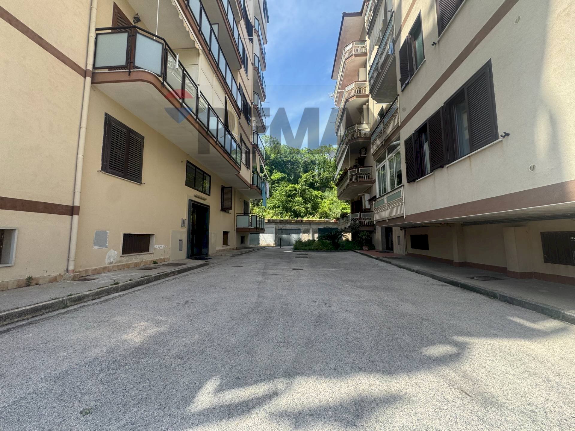 Edificio all\'aperto - Quadrilocale Via Vicinale Rotondella
40, Napoli - foto 2