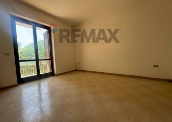 Stanza vuota - Quadrilocale Via Vicinale Rotondella
 
40, Napoli - foto 10