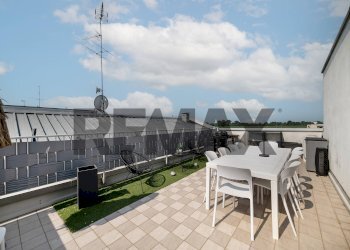 Terrazza - Four-room apartment via del borgo
 
15, Bornasco - photo 1
