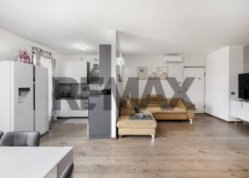 Sala da pranzo - Four-room apartment via del borgo
 
15, Bornasco - photo 4