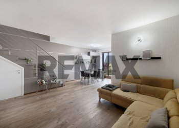 Sala da pranzo - Four-room apartment via del borgo
 
15, Bornasco - photo 7