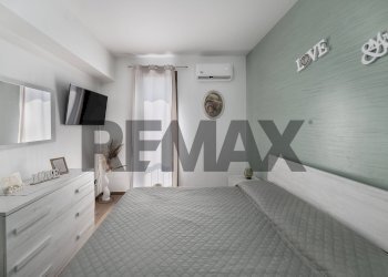 Camera / camera da letto - Four-room apartment via del borgo
 
15, Bornasco - photo 19