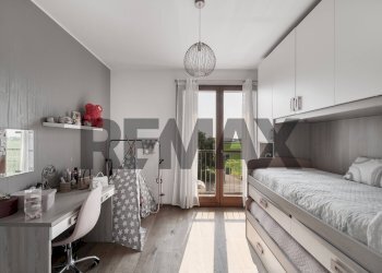 Camera / camera da letto - Four-room apartment via del borgo
 
15, Bornasco - photo 28