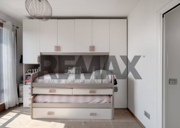 Camera / camera da letto - Four-room apartment via del borgo
 
15, Bornasco - photo 31