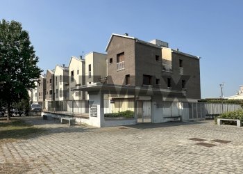 Edificio all\'aperto - Four-room apartment via del borgo
 
15, Bornasco - photo 54