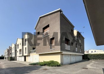 Edificio all\'aperto - Four-room apartment via del borgo
 
15, Bornasco - photo 55