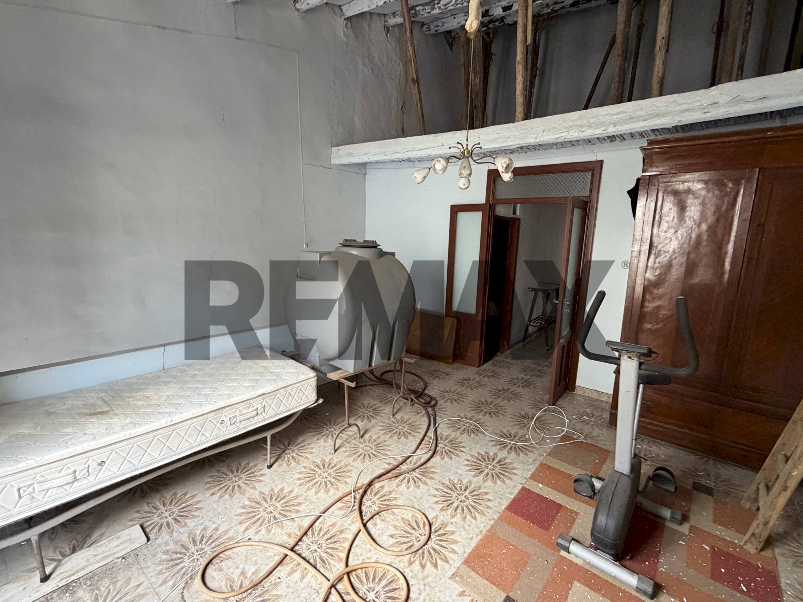 Camera / camera da letto - Casa indipendente Via Maiorca
10/12, Ventimiglia di Sicilia - foto 3