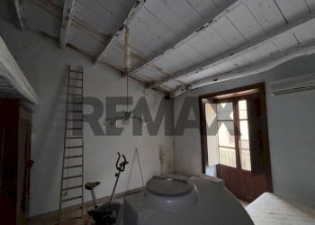 Sala da pranzo - Casa indipendente Via Maiorca
 
10/12, Ventimiglia di Sicilia - foto 9