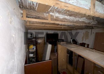 Dispensa di stoccaggio - Casa indipendente Via Maiorca
 
10/12, Ventimiglia di Sicilia - foto 17