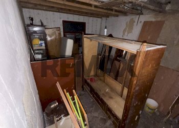 Dispensa di stoccaggio - Casa indipendente Via Maiorca
 
10/12, Ventimiglia di Sicilia - foto 19