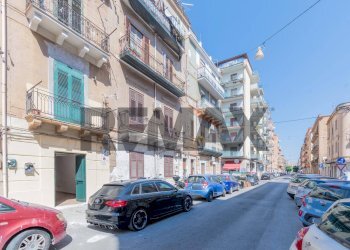 Edificio all\'aperto - Three-room apartment VIA  FILIPPO CORAZZA
 
79, Palermo - photo 19