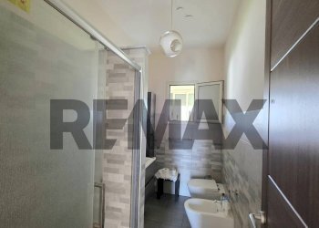 Bagno - Four-room apartment Via Assoro
 
9/A, Palermo - photo 18
