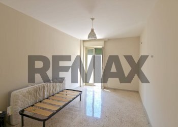 Camera / camera da letto - Four-room apartment Via Assoro
 
9/A, Palermo - photo 22