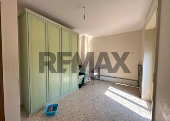 Camera / camera da letto - Four-room apartment Via Assoro
 
9/A, Palermo - photo 26