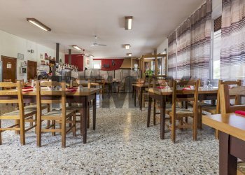 Sala da pranzo - Commercial Activity Via Maddalena
14, Somma Lombardo - photo 11