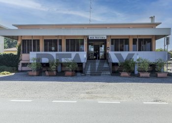 Casa all\'aperto - Commercial Activity Via Maddalena
14, Somma Lombardo - photo 20