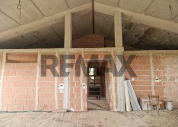Stanza vuota - Villa Località Carloni
 
10, Arielli - foto 17