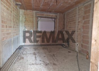 Stanza vuota - Villa Località Carloni
 
10, Arielli - foto 18