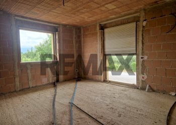 Stanza vuota - Villa Località Carloni
 
10, Arielli - foto 27