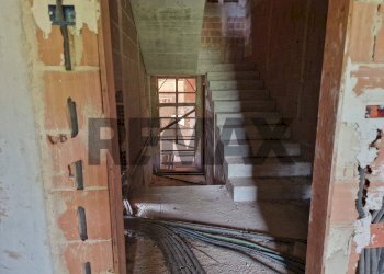 Scale - Villa Località Carloni
 
10, Arielli - foto 34