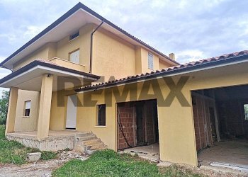 Casa all\'aperto - Villa Località Carloni
 
10, Arielli - foto 73