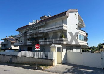 Edificio all\'aperto - Attico Via Di Nisio
 
13, San Giovanni Teatino - foto 1